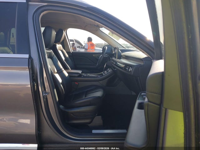 2023 LINCOLN AVIATOR 5LM5J6WC9PGL10150 Photo 4