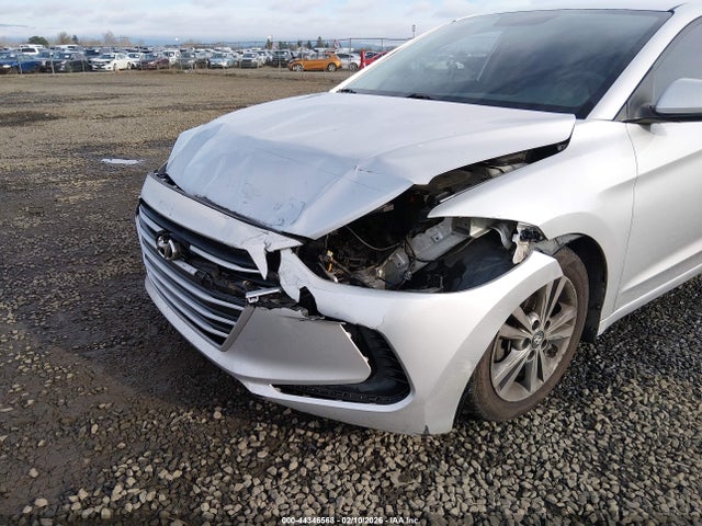 Продаж на аукціоні авто 2018 Hyundai Elantra Sel, vin: 5NPD84LF0JH230742, номер лоту: 44346568