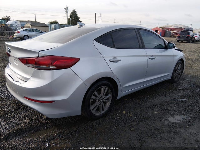Продаж на аукціоні авто 2018 Hyundai Elantra Sel, vin: 5NPD84LF0JH230742, номер лоту: 44346568
