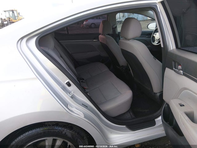 Продаж на аукціоні авто 2018 Hyundai Elantra Sel, vin: 5NPD84LF0JH230742, номер лоту: 44346568