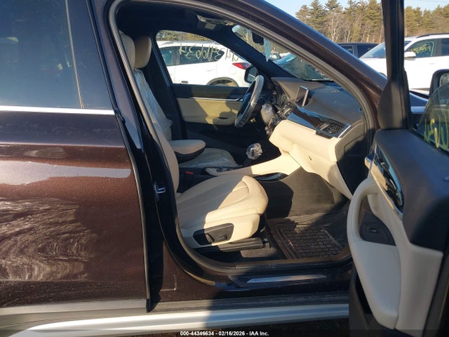 WBXHT3C33GP884747 BMW X1 Xdrive28i
