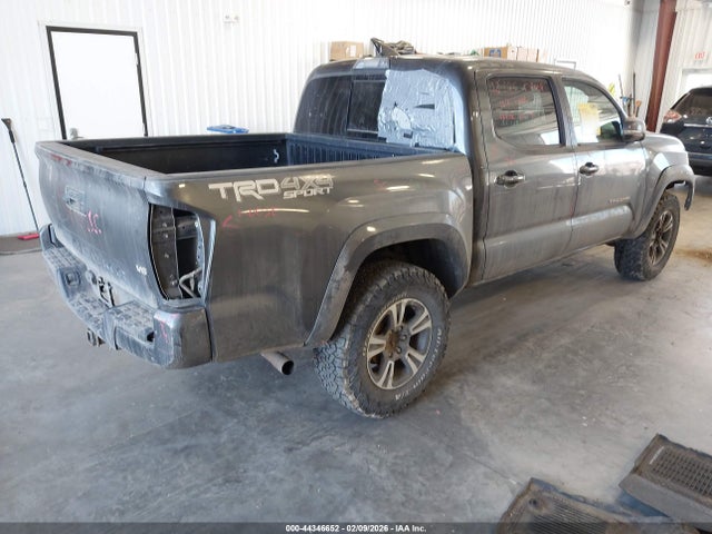 44346652 :رقم المزاد ، 3TMCZ5ANXHM104479 vin ، 2017 Toyota Tacoma Trd Sport مزاد بيع