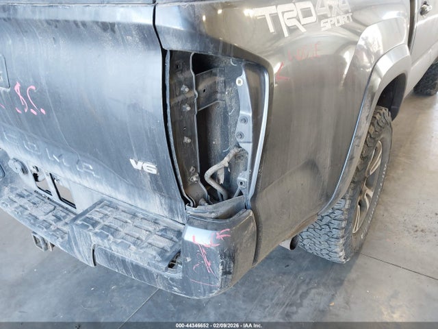 44346652 :رقم المزاد ، 3TMCZ5ANXHM104479 vin ، 2017 Toyota Tacoma Trd Sport مزاد بيع
