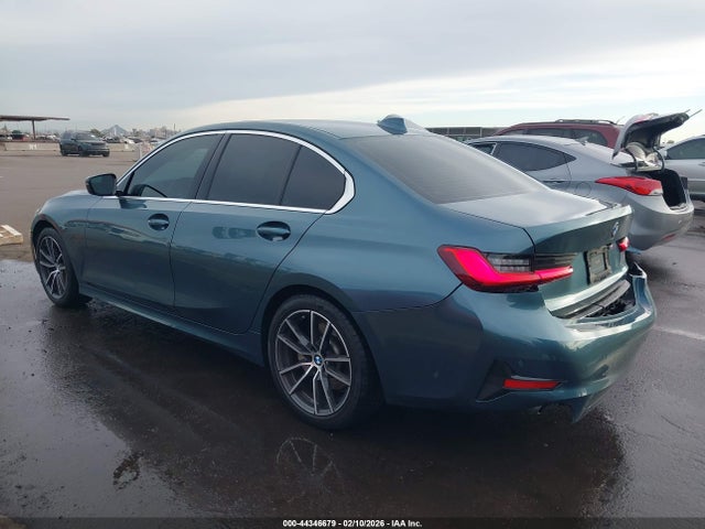 2021 BMW 330I 3MW5R1J04M8C09329 Photo 2