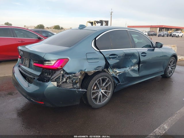 2021 BMW 330I 3MW5R1J04M8C09329 Photo 3