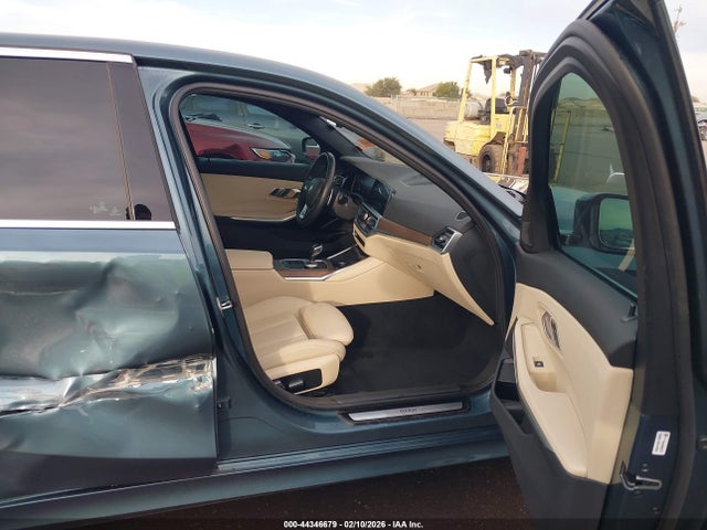 2021 BMW 330I 3MW5R1J04M8C09329 Photo 4