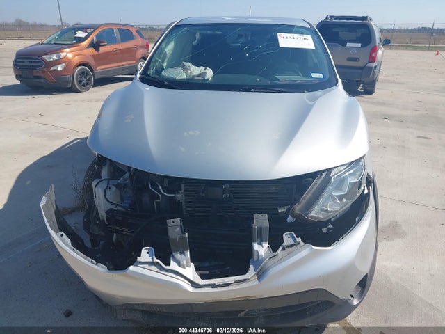 JN1BJ1CP3KW527134 Nissan Rogue Sport S