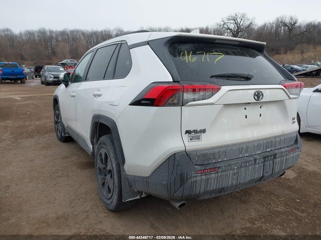 2021 TOYOTA RAV4 2T3G1RFV0MC234726 Photo 2