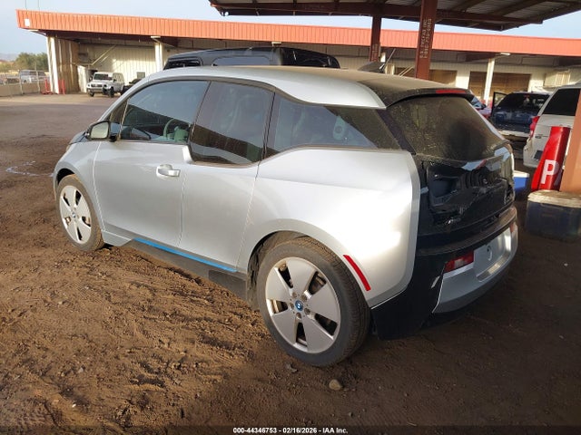 2015 BMW I3 WBY1Z4C56FV504099 Photo 2