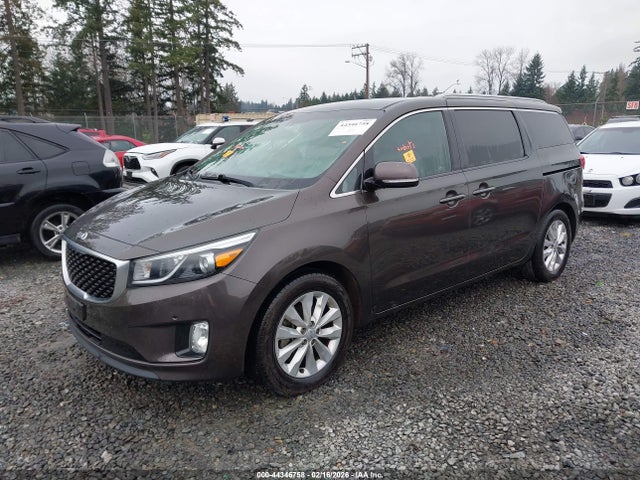 KIA SEDONA EX 2017 KNDMC5C17H6256350 Image 2