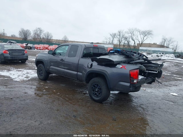 3TYSX5EN9NT011268 Toyota Tacoma Sr