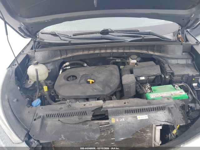 KM8J3CA49JU628823 Hyundai Tucson Sel Plus