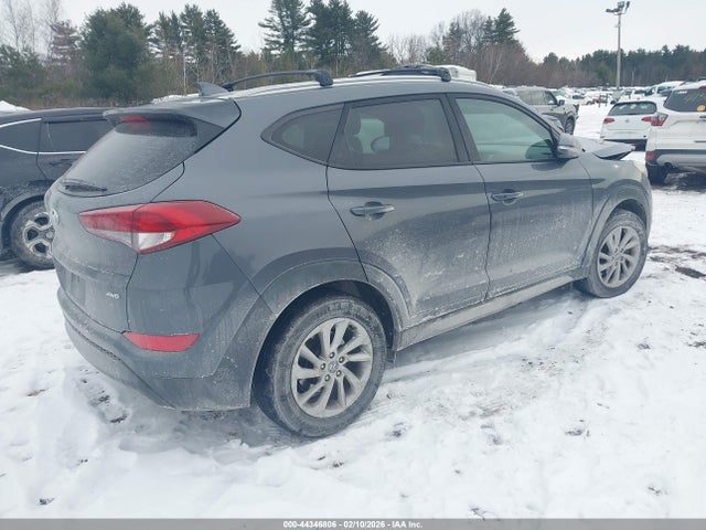 KM8J3CA49JU628823 Hyundai Tucson Sel Plus