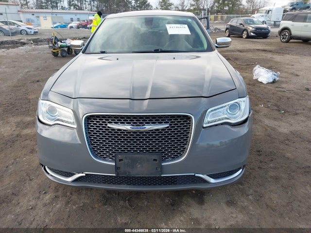 2C3CCAAG3JH278222 Chrysler 300 Touring