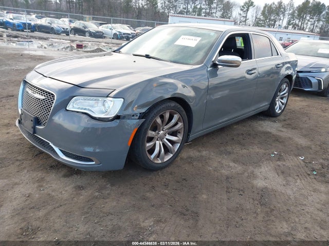 2C3CCAAG3JH278222 Chrysler 300 Touring