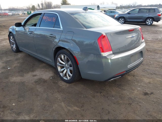 2C3CCAAG3JH278222 Chrysler 300 Touring