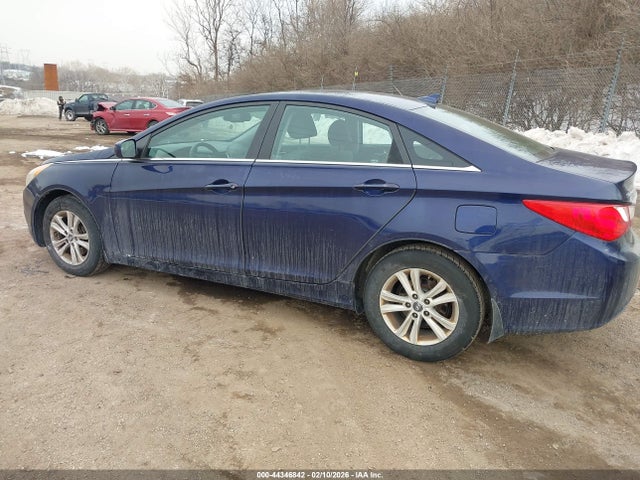 2012 HYUNDAI SONATA 5NPEB4ACXCH424003 Photo 2