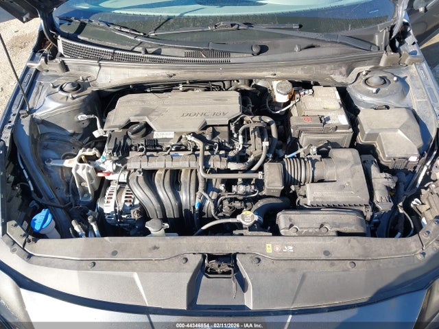 5NPLS4AGXPH090684 Hyundai ELANTRA SEL