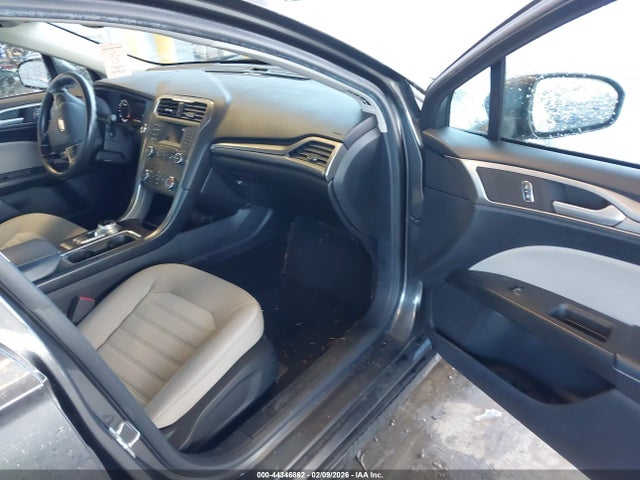 2019 FORD FUSION 3FA6P0G79KR287002 Photo 4