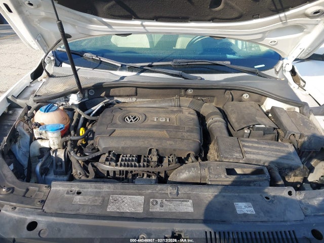 1VWBT7A36EC052902 Volkswagen Passat 1.8t Se