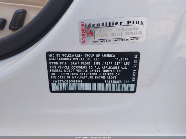 1VWBT7A36EC052902 Volkswagen Passat 1.8t Se
