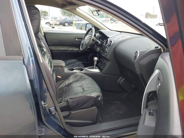 JN8AS5MT0FW163953 Nissan Rogue Select S