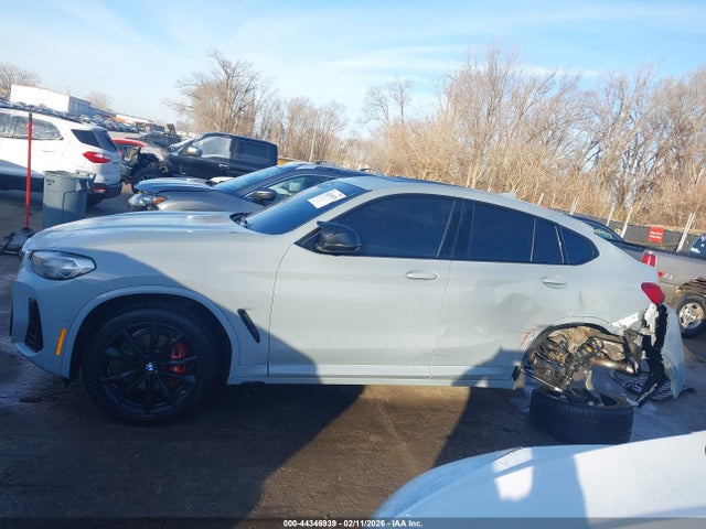 2022 Bmw X4 M40i მანქანა იყიდება აუქციონზე, vin: 5UX43DT04N9K59023, აუქციონის ნომერი: 44346939