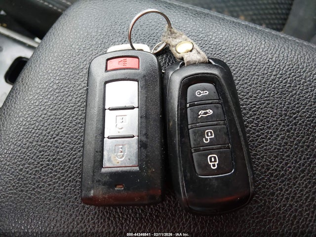 2017 MITSUBISHI OUTLANDER JA4AZ3A30HZ031027 Photo 10