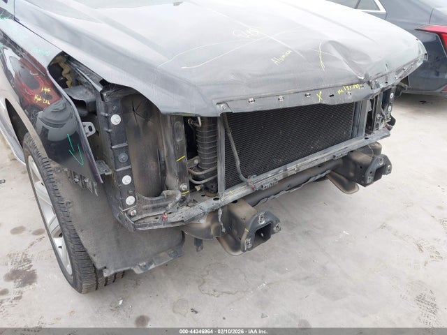 44346964 :رقم المزاد ، 1GYS3BKJ5KR290746 vin ، 2019 Cadillac Escalade Luxury مزاد بيع