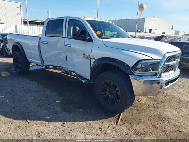 2015 RAM 2500 3C6UR5HL3FG665019 Photo 0