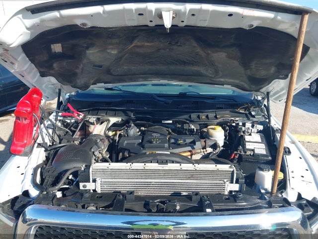 2015 RAM 2500 3C6UR5HL3FG665019 Photo 9