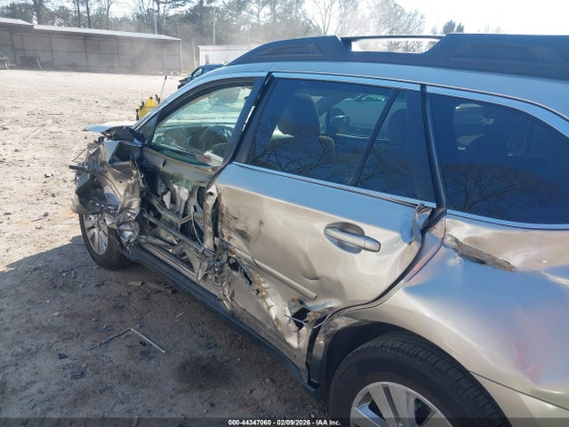 4S4BSAHC9K3258442 Subaru Outback 2.5i Premium