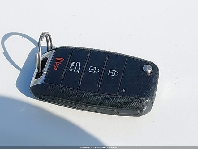 KNAFX4A69G5549416 KIA FORTE LX