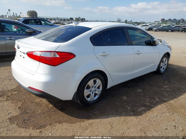 KNAFX4A69G5549416 KIA FORTE LX