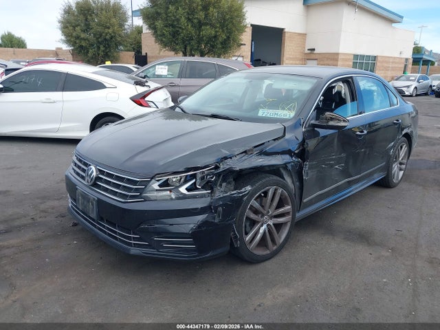 1VWDT7A32HC082668 Volkswagen Passat 1.8t R-line