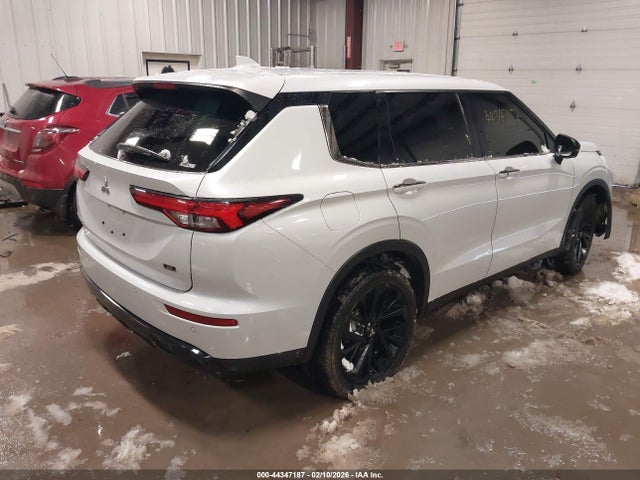 2023 MITSUBISHI OUTLANDER JA4J4UA88PZ036197 Photo 3