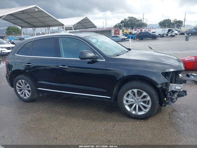 WA1LFAFP5FA042148 Audi Q5 Premium Plus