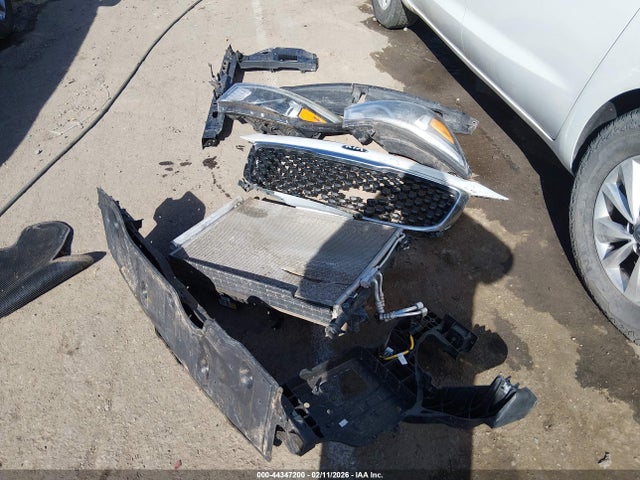 Продажа на аукционе авто 2017 Kia Sedona Lx, vin: KNDMB5C12H6315694, номер лота: 44347200