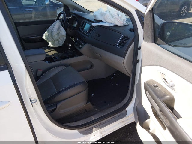 Продажа на аукционе авто 2017 Kia Sedona Lx, vin: KNDMB5C12H6315694, номер лота: 44347200