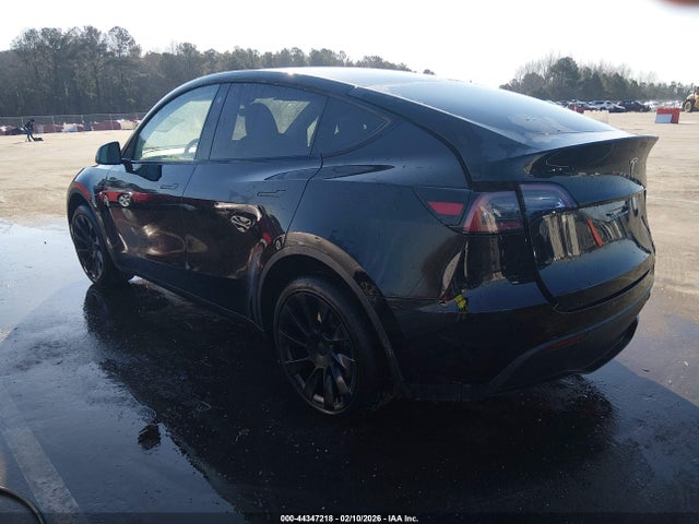 2023 TESLA MODEL Y 7SAYGDEE1PA084884 Photo 2