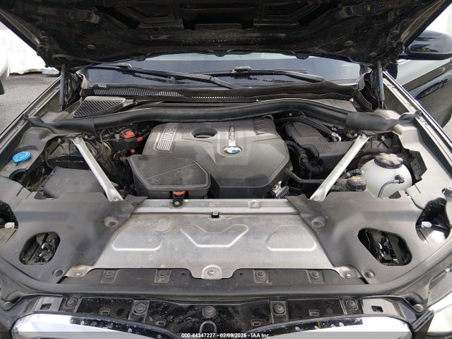 2018 BMW X3 5UXTR9C50JLC80129 Photo 9