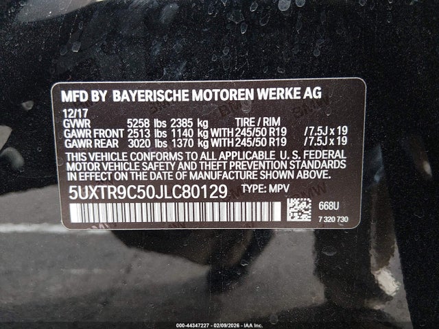 2018 BMW X3 5UXTR9C50JLC80129 Photo 8