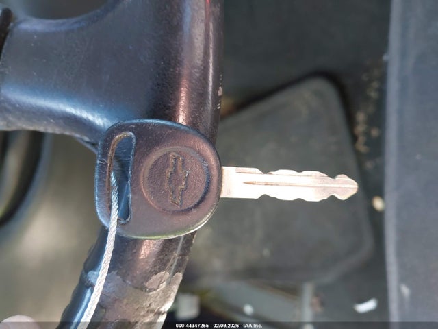 2001 CHEVROLET SILVERADO 1500 2GCEC19T611330148 Photo 10