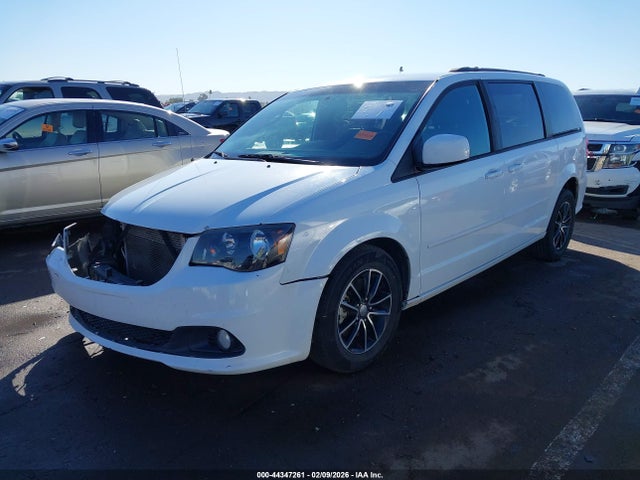 2017 Dodge Grand Caravan Gt მანქანა იყიდება აუქციონზე, vin: 2C4RDGEG5HR694261, აუქციონის ნომერი: 44347261
