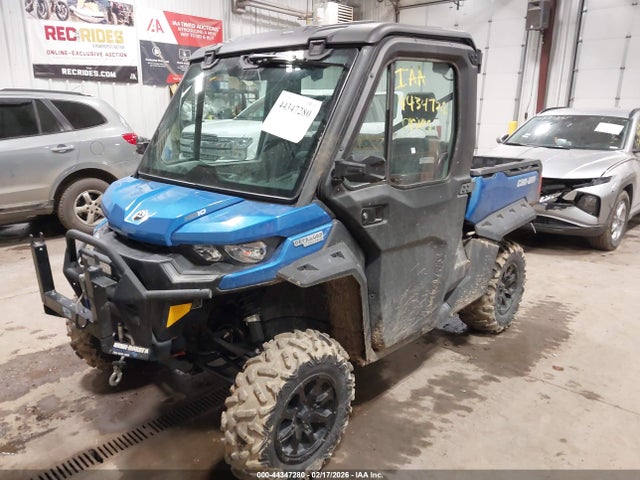 3JBUVAX46MK001317 Can Am Defender