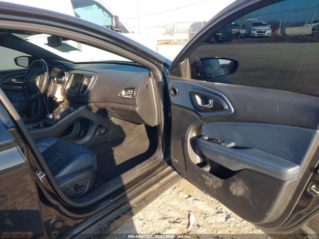 Aukcja sprzedaży 2015 Chrysler 200 S, vin: 1C3CCCBG7FN642876, numer aukcji: 44347282