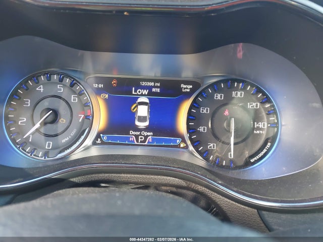 Aukcja sprzedaży 2015 Chrysler 200 S, vin: 1C3CCCBG7FN642876, numer aukcji: 44347282