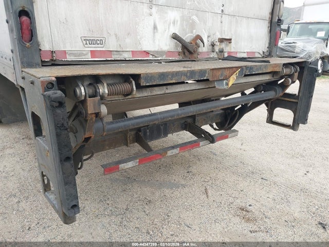 International 4000 4300 2016 1HTMMMML6GH281785 Image 13