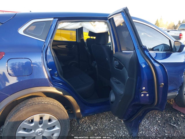 JN1BJ1CP3KW215833 Nissan Rogue Sport S