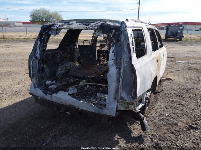 2018 Cadillac Escalade Platinum მანქანა იყიდება აუქციონზე, vin: 1GYS4DKJ7JR342384, აუქციონის ნომერი: 44347397
